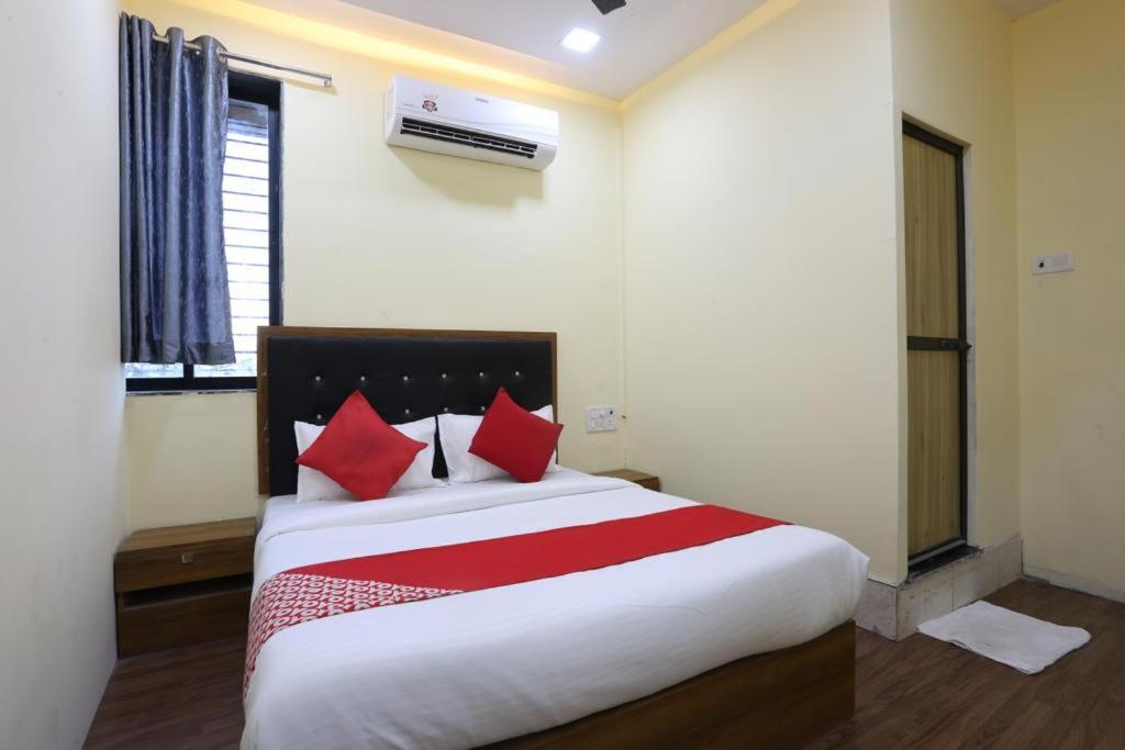 Hotel Indigo Inn 뭄바이 외부 사진